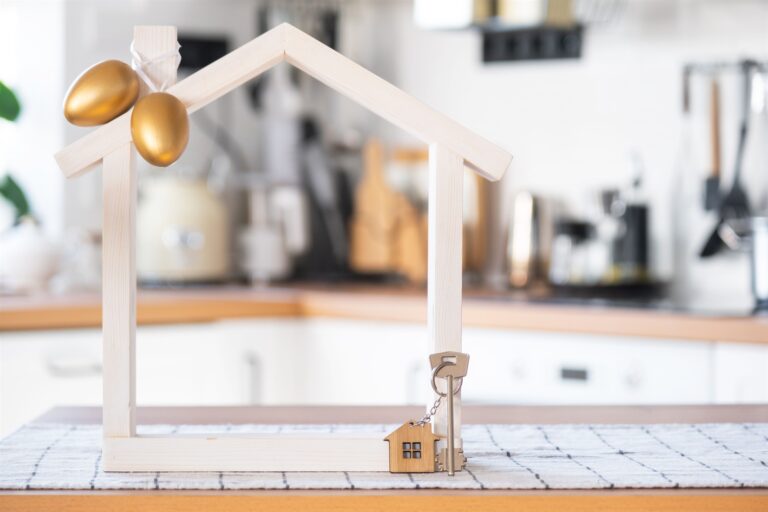 key-and-tiny-house-of-cozy-home-with-easter-decor